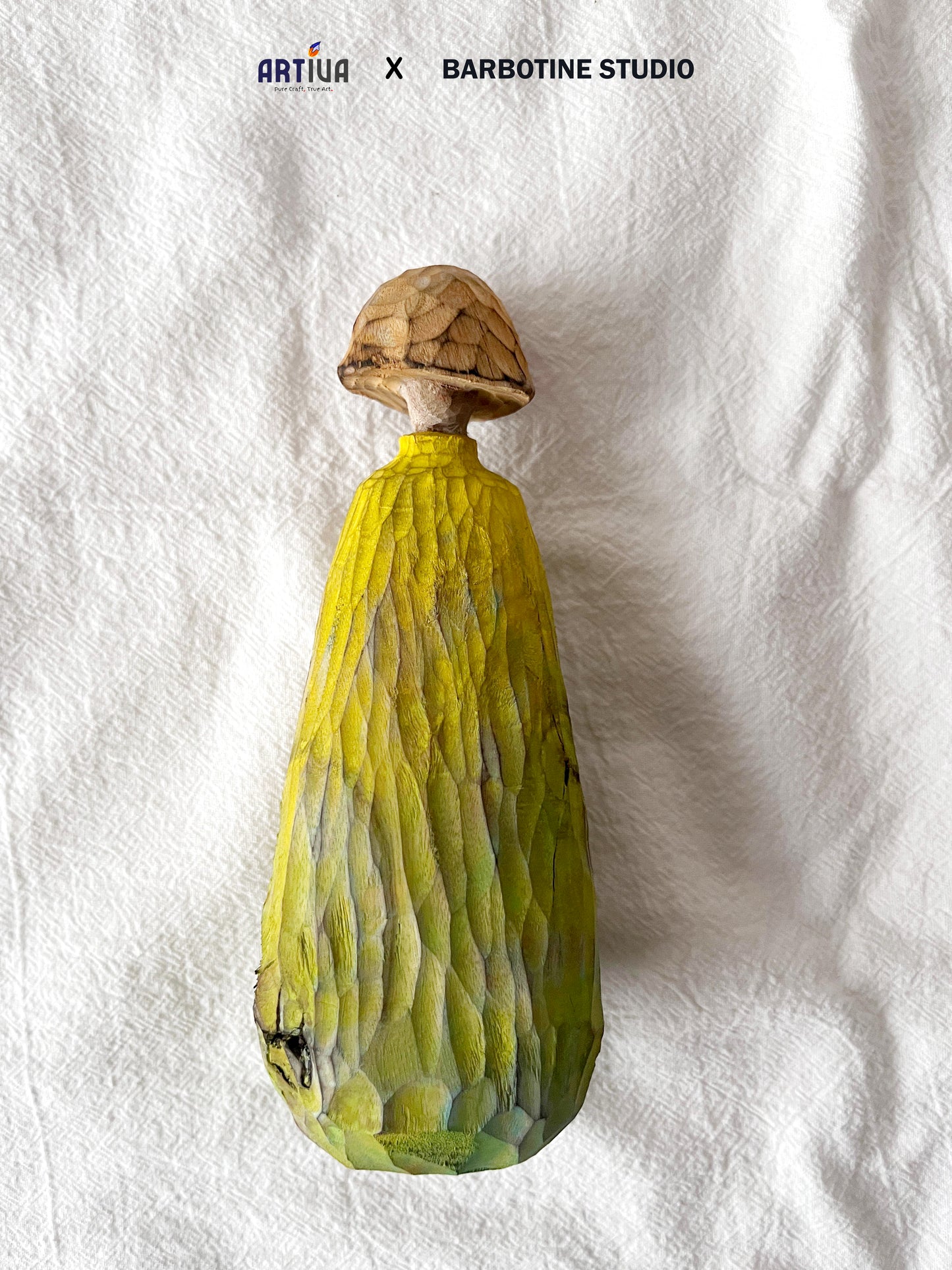 Personnages sculptés en bois