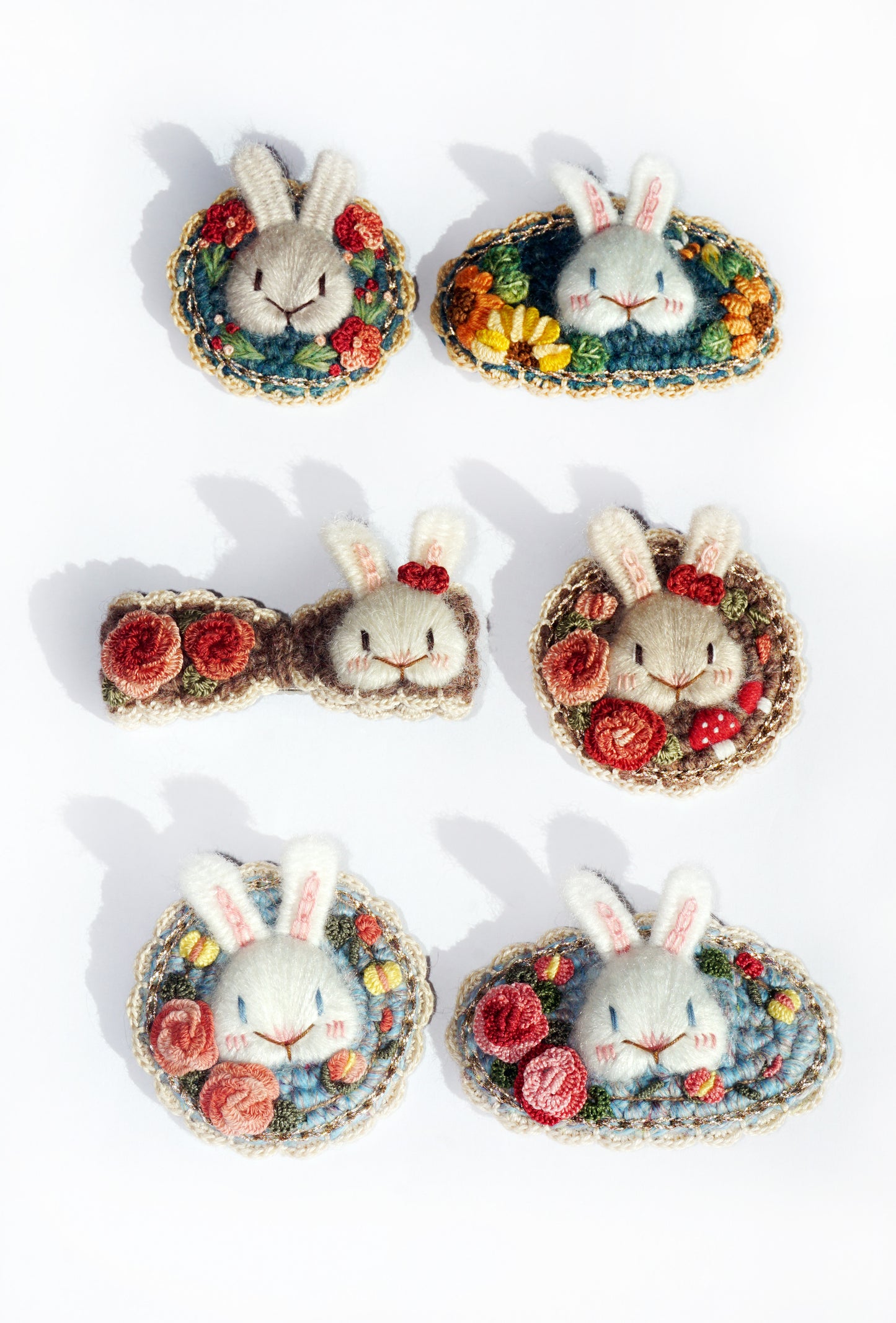 Barrette lapin brodée et tricotée à la main
