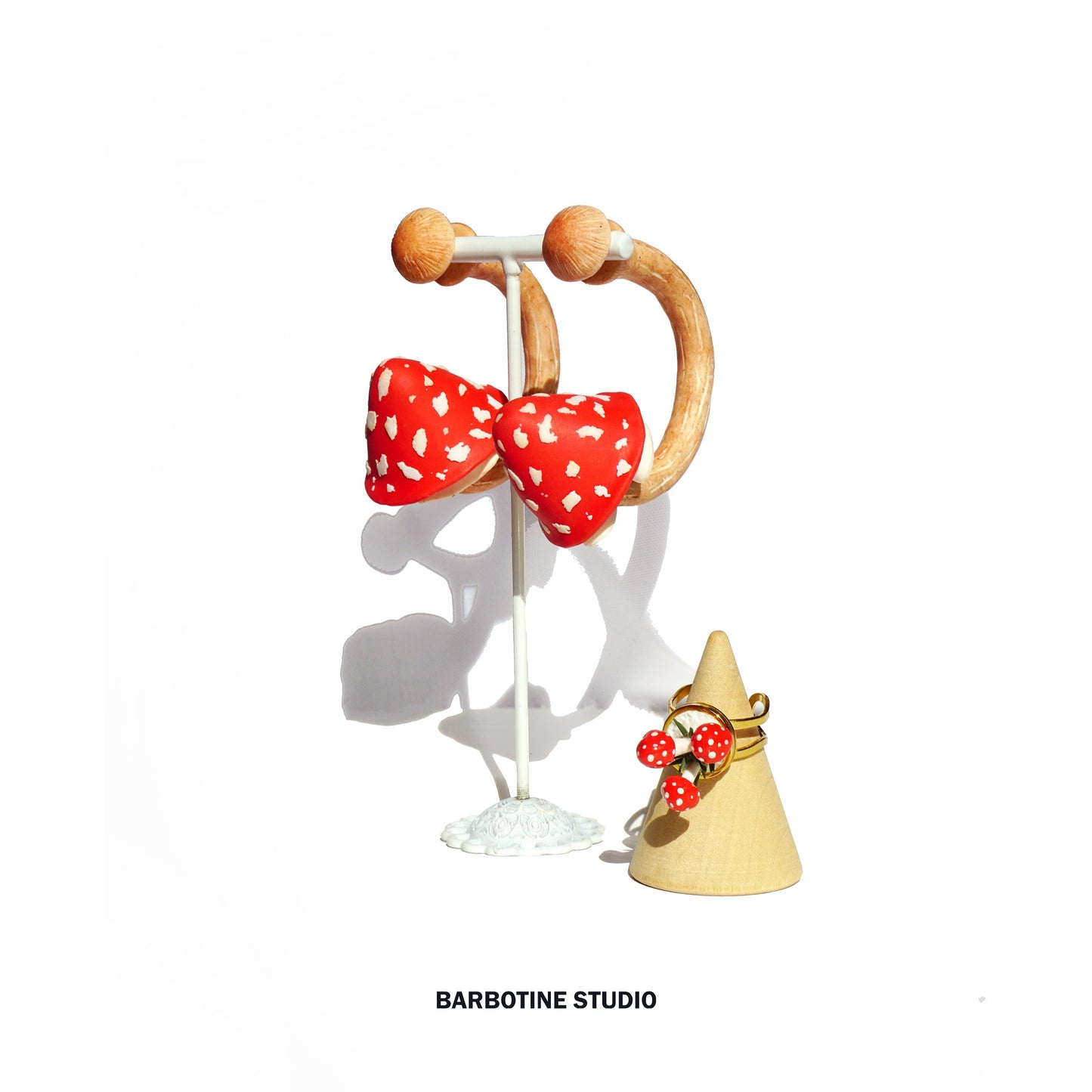Boucles d'oreilles créoles - champignon rouge